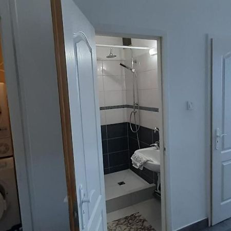 Ferienwohnung Panel Hause Kazincbarcika Exterior foto
